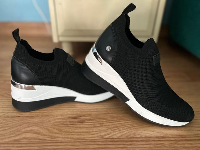 Zapatos XTi Mujer Negro y Plata