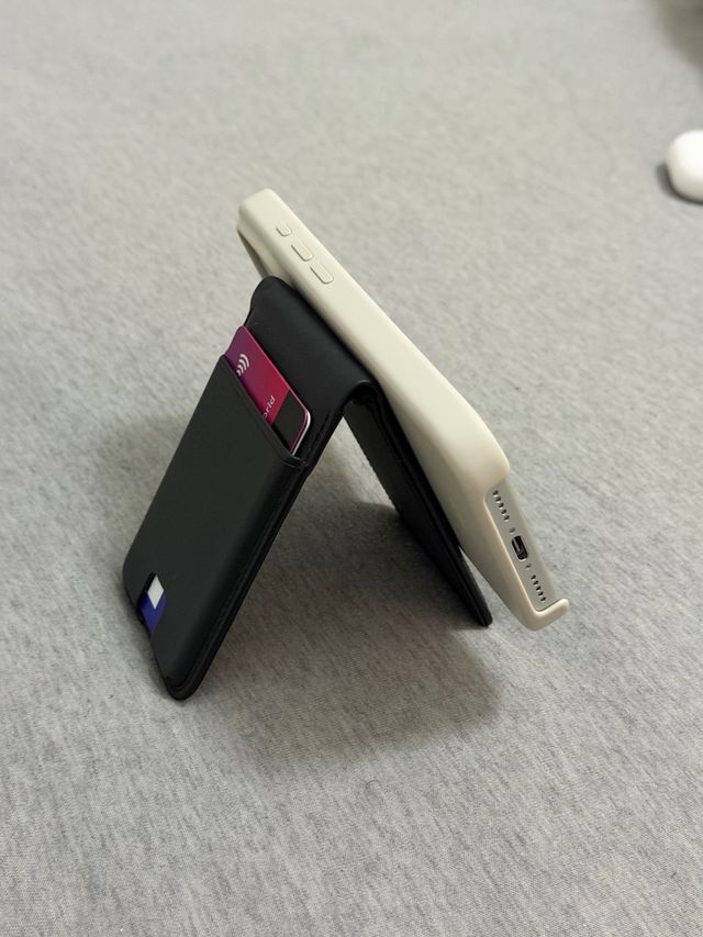 Cartera LOC8 MagSafe Finder