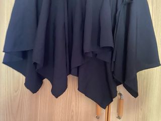 Gonna asimmetrica nera