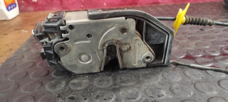 Cerradura puerta trasera izquierda 7167071 Bmw X3