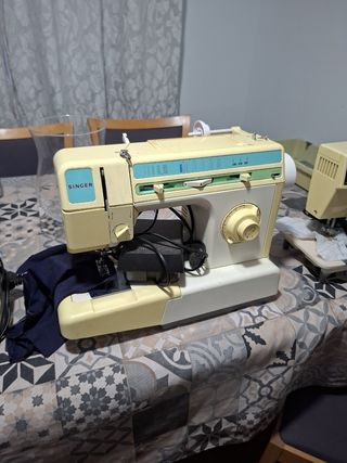 Máquina de coser Singer Zigzag