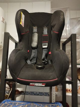 Silla coche bebé Ferrari