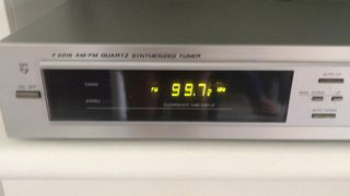 Sintonizador Philips F2216 AM-FM Cuarzo