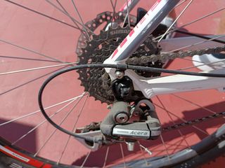 Bicicleta Cube Blanca