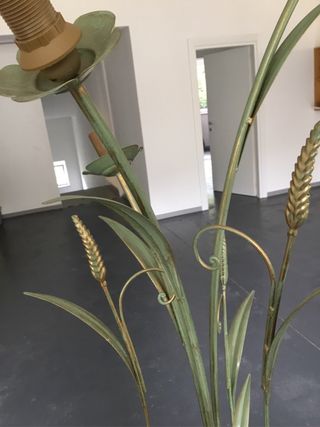 Lampada da terra design floreale