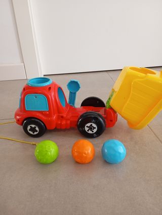 Camión de arrastre infantil amarillo y rojo v tech