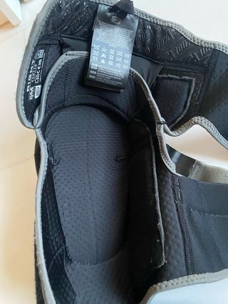 Husqvarna Pathfinder Fortis Rodilleras