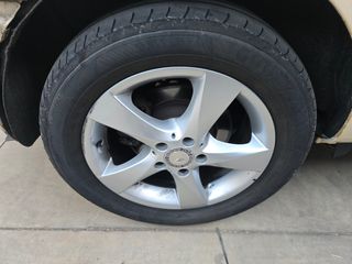 Llantas Mercedes V
