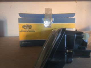 Faro derecho Fiat Cinquecento fondo negro