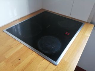 Horno y vitrocerámica Indesit