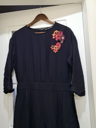 Mono Zara Azul marino, Talla L, sin estrenar 