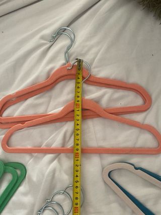 Perchas de terciopelo (Set de 18)