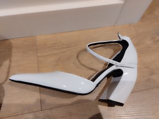 Zapatos tacón Zara Piel Talla 36 Blancos