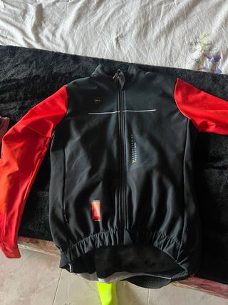 Chaqueta Gobik Negra y Roja
