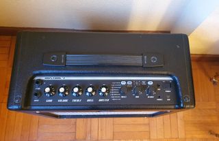 Amplificador Guitarra Fender Mustang I v2