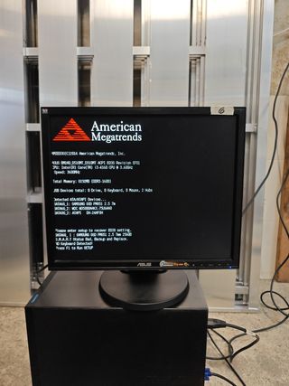 Monitor ASUS Nero