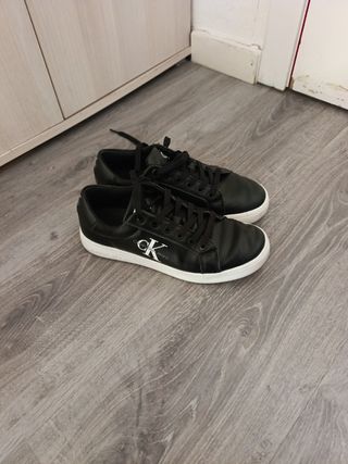 Zapatillas Calvin Klein Negras y Blancas