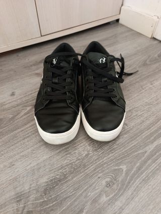 Zapatillas Calvin Klein Negras y Blancas