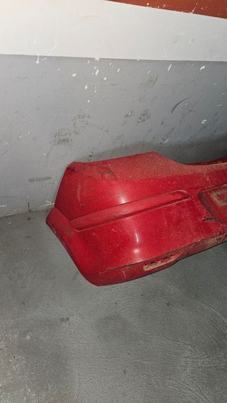 Parachoques trasero opel astra gtc rojo