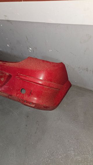 Parachoques trasero opel astra gtc rojo