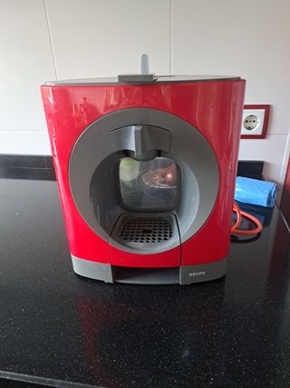 Cafetera Krups Dolce Gusto Roja