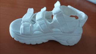 Sandalias blancas mujer