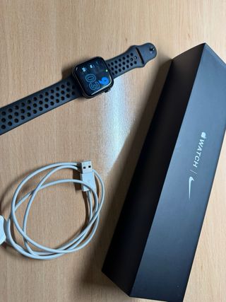 Apple Watch Series 5 44mm Space Gray