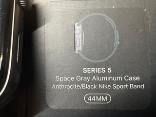 Apple Watch Series 5 44mm Space Gray