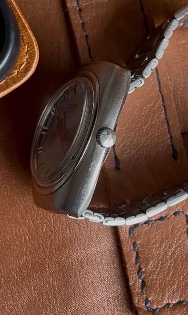 Reloj Duward Automático Vintage Gris