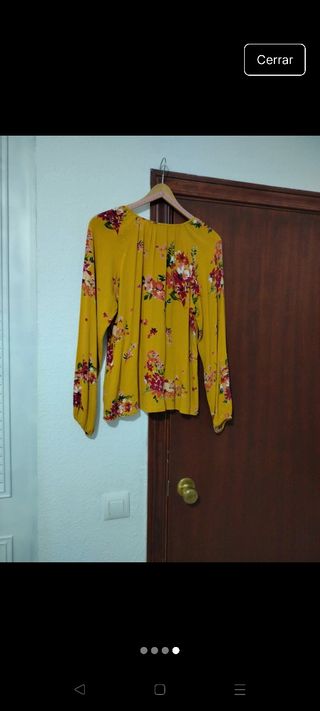 Blusa amarilla floral