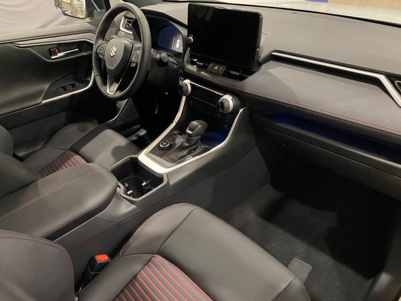Suzuki Across 2025, foto 11