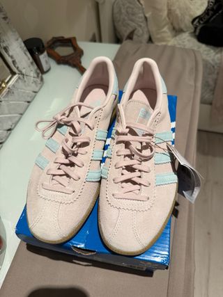 Adidas Zapatillas beige y azul