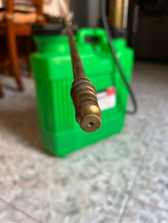 Novairro 16 litri pompa a zaino