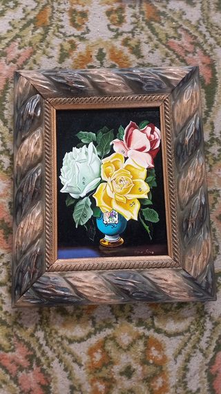 Cuadro de flores con marco antiguo