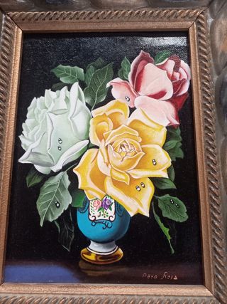 Cuadro de flores con marco antiguo