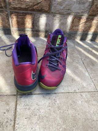 Zapatillas Nike Morado y Verde