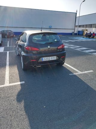 Alfa Romeo 147 1.6 TS Sport