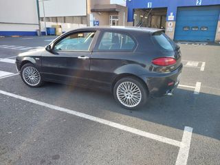 Alfa Romeo 147 1.6 TS Sport