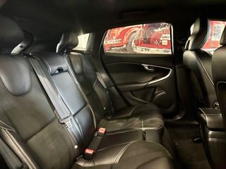 VOLVO V40 2.0 D3 RDESING MOMENTUM