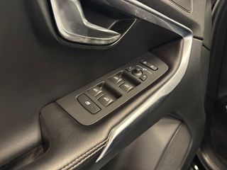 VOLVO V40 2.0 D3 RDESING MOMENTUM