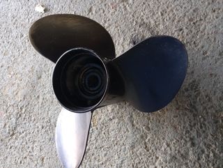 Hélice Suzuki 90-115-140 4T