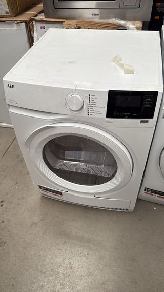 Secadora AEG 8kg Bomba Calor A+++ Nueva