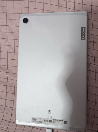Lenovo Tab M10 ZAAE0000SE 4/64GB Negra