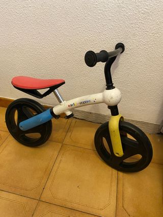 Bicicleta de equilibrio para niños