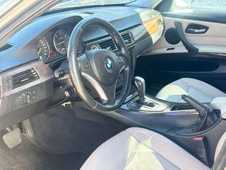 BMW Serie 3 2011 220000km.