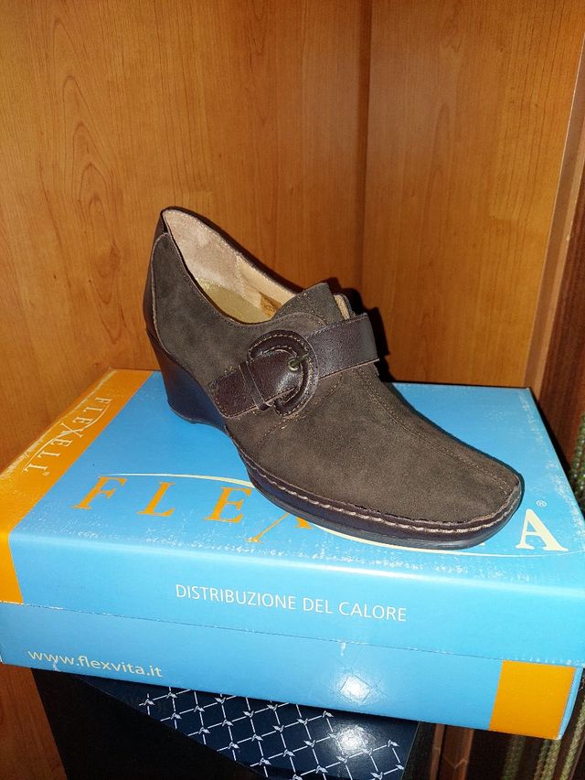 Scarpe donna Flexx camoscio marrone con zeppa