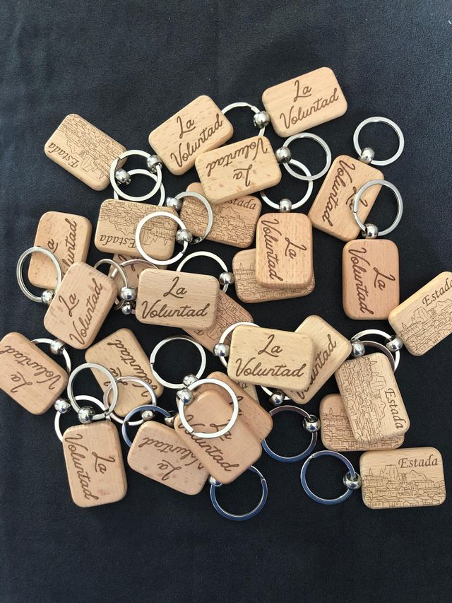 Portachiavi in legno personalizzati