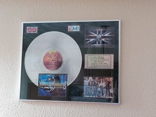 Disco Vinilo Plata Iron Maiden Enmarcado