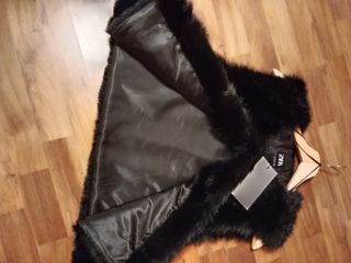 Chaleco Zara pelo negro