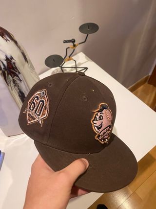 Gorra New Era Marrón 60 Aniversario